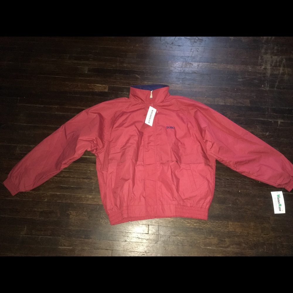 VINTAGE NWT MENS RED WINNER MATE WINDBREAKER